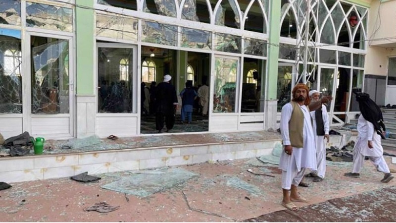 Iranpress: انفجار در مسجد شیعیان قندهار، چالش‌های امنیتی طالبان