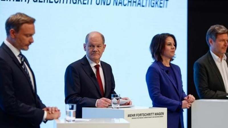 Iranpress: توافق نهایی در باره دولت ائتلافی جدید آلمان، پایان عصر مرکل