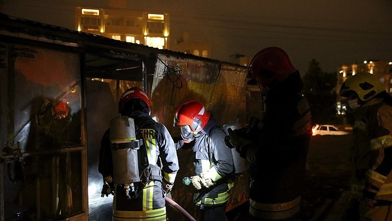 Iranpress: آتش سوزی در کرج 4 کشته بر جای گذاشت