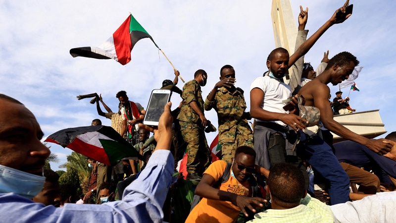 Iranpress: تظاهرات در شهرهای سودان