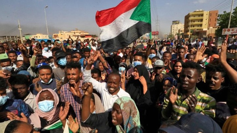 Iranpress: ادامه بحران در سودان و سرکوب معترضان