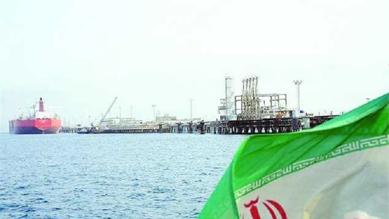 Iranpress: افزایش 53 درصدی خرید نفت چین از ایران و ونزوئلا در سال 2021