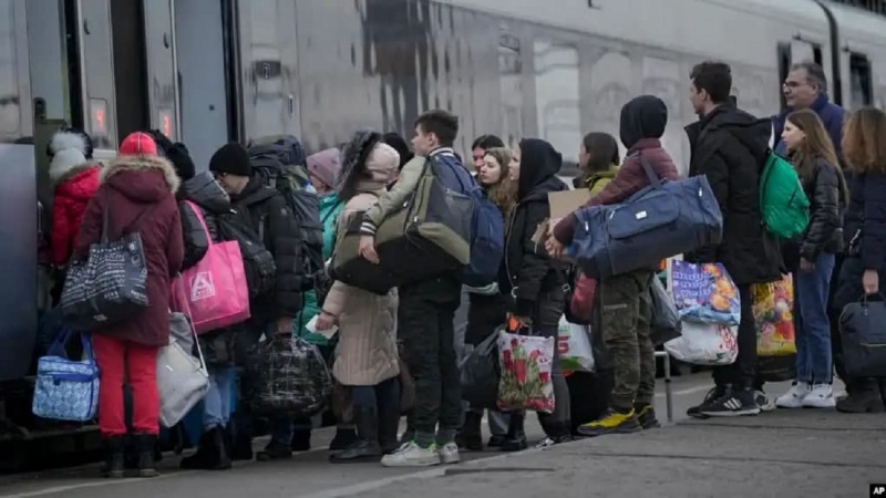 Iranpress: اتحادیه اروپا: تعداد آوارگان اوکراینی احتمالا بیش از هفت میلیون نفر است