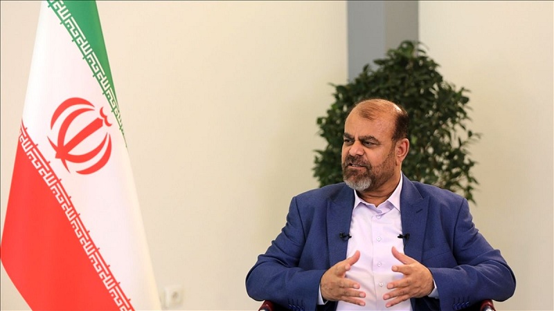 Iranpress:  سفر وزیر راه و شهرسازی به باکو