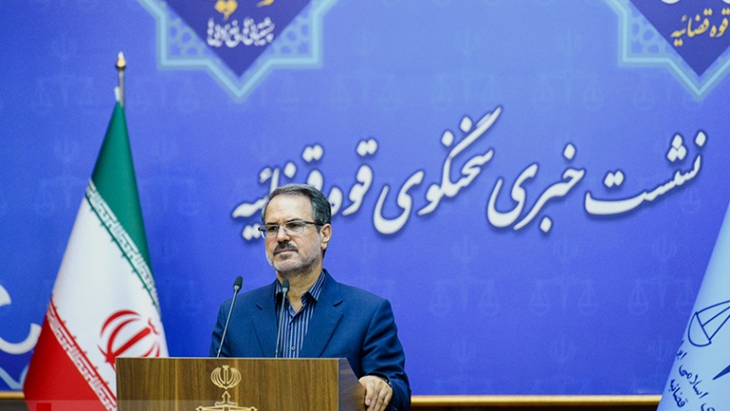 Iranpress: شکایت خانواده بیماران پروانه ای از آمریکا/ انتشار تصاویر خشن ممنوع