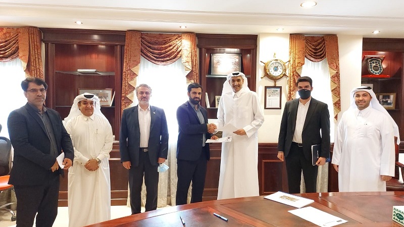 Iranpress: امضای توافق نامه همکاری برای ایجاد مراکز توسعه تجارت و پایانه مشترک صادراتی با قطر