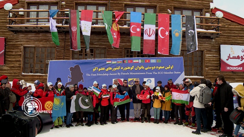 Iranpress: میزبانی اسکی بازان توچال از کوهنوردان کشورهای عضو اکو