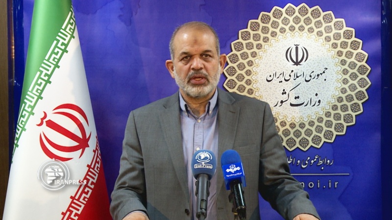 Iranpress: وحیدی: اتباع افغانی باید اطلاعات خود را در ایران ثبت کنند