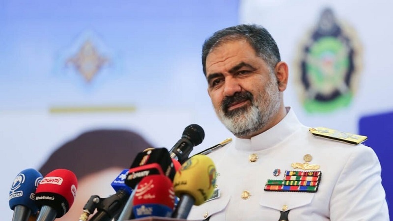 Iranpress: فرمانده نیروی دریایی ارتش: هیچ کشوری جرات نزدیک شدن به آب‌های سرزمینی ایران را ندارد