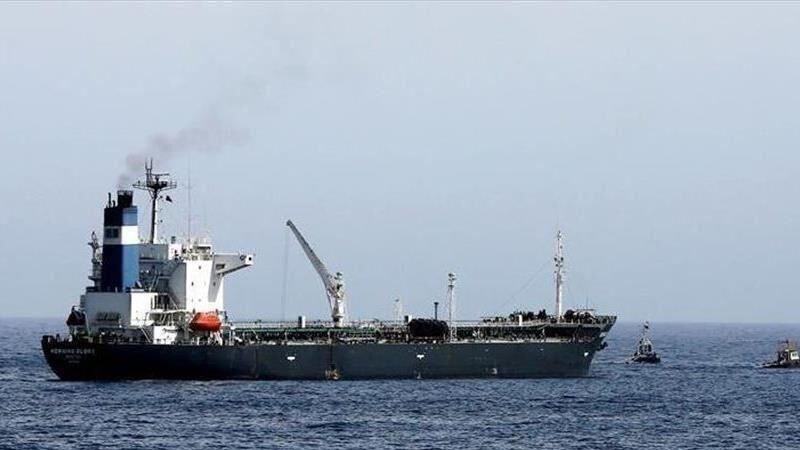 Iranpress: ائتلاف سعودی یک کشتی دیگر حمل سوخت یمن را توقیف کرد