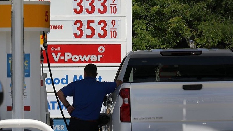 Iranpress: افزایش بی سابقه قیمت بنزین و گازوئیل در بریتانیا
