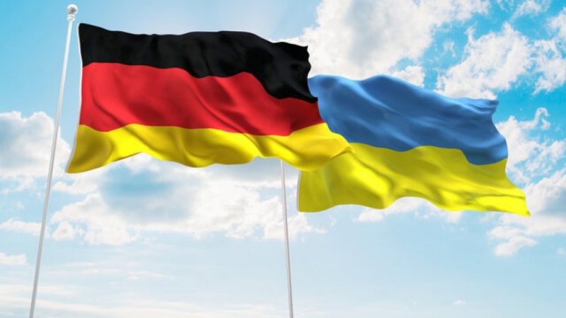 Iranpress: دعوت زلنسکی از رئیس جمهور آلمان، پایان تنش‌ها یا آتش بسی موقت؟