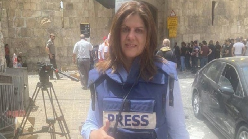 Iranpress:   شهادت خبرنگار شبکه الجزیره و زخمی شدن خبرنگار القدس در جنین بدست نظامیان اسرائیل