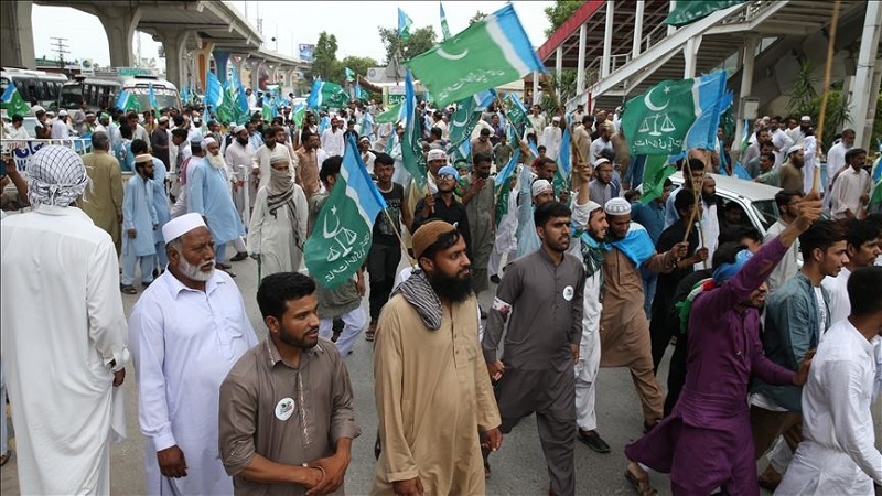 Iranpress: آغاز تظاهرات گسترده ضد دولتی در پاکستان 