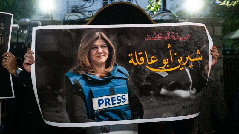 Iranpress: اذعان ارتش رژیم صهیونیستی در به شهادت رساندن شیرین ابوعاقله 