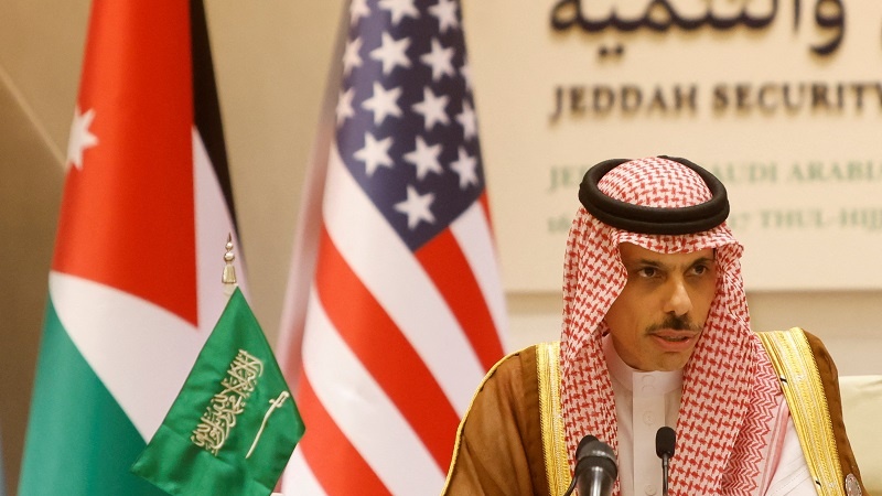 Iranpress: وزیر خارجه عربستان: مذاکرات با ایران مثبت است/ نمی‌دانم ناتو عربی از کجا مطرح شد
