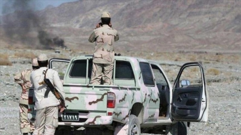 ایران پرس:  درگیری بین نیروهای مرزبانی ایران و طالبان در مرز شهرستان هیرمند  