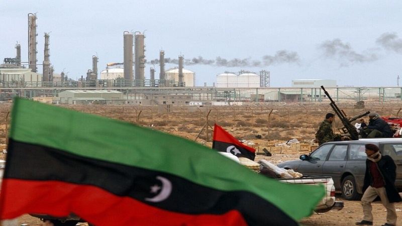 Iranpress: زیان 3/5 میلیاردی لیبی از تعطیلی تأسیسات نفتی 