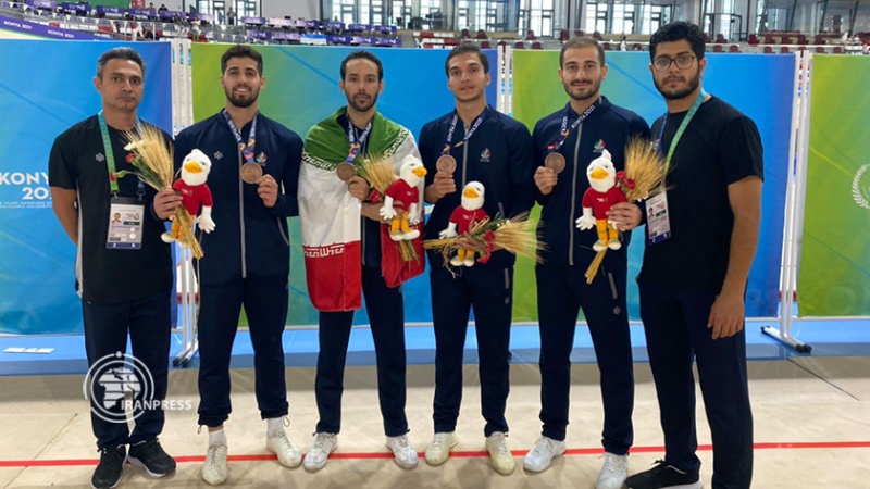 Iranpress: کسب مدال برنز بازی‌های همبستگی کشورهای اسلامی توسط تیم ژیمناستیک ایروبیک مردان ایران