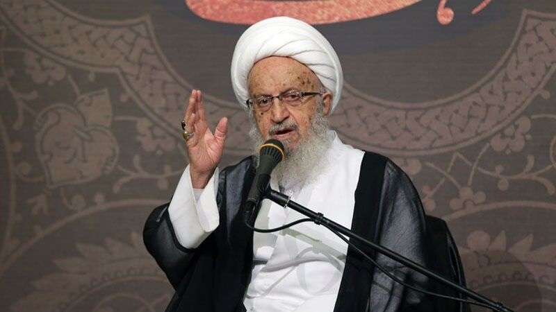 Iranpress: بیانیه آیت الله مکارم شیرازی درباره حوادث اخیر کشور/ مسئولان گوش شنوا داشته باشند