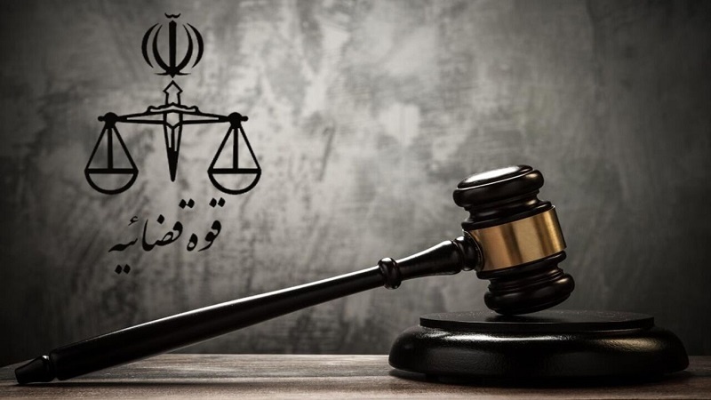 Iranpress: حکم قصاص قاتل شهید سلمان احسانی اجرا شد