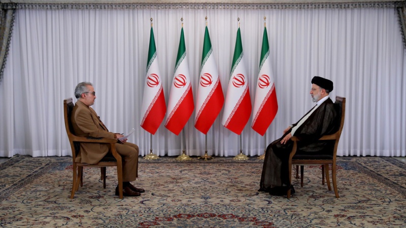 Iranpress:  انسجام ملی، ضرورت راهبردی امروز ایران