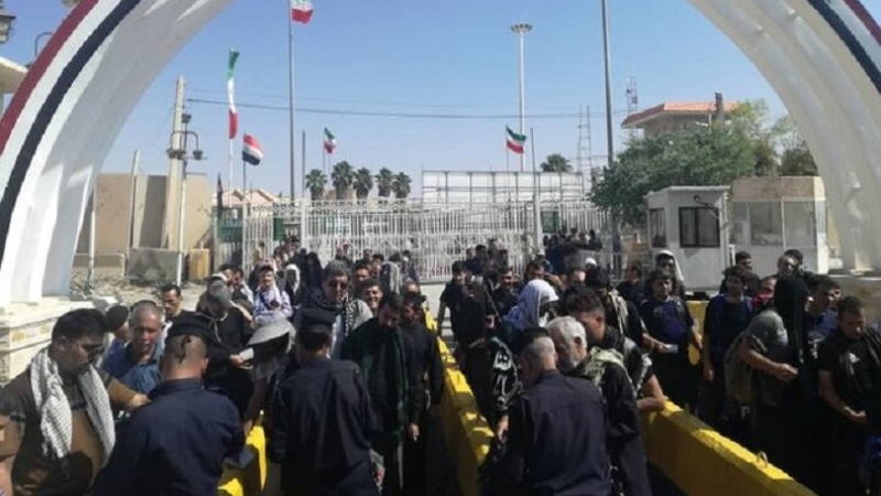 Iranpress: فعالیت مرز خسروی برای بازگشت زوار، ۲۴ ساعته ادامه دارد