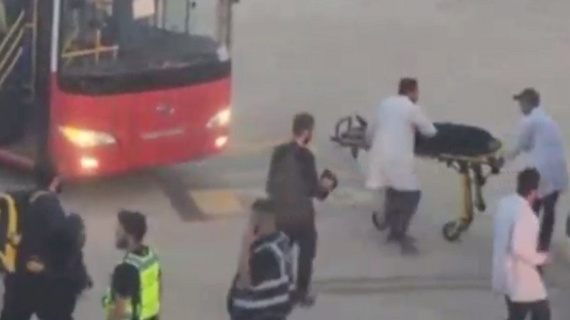 Iranpress: تاخیر ۱۴ ساعته پرواز نجف به تهران بانوی ایرانی را راهی بیمارستان کرد