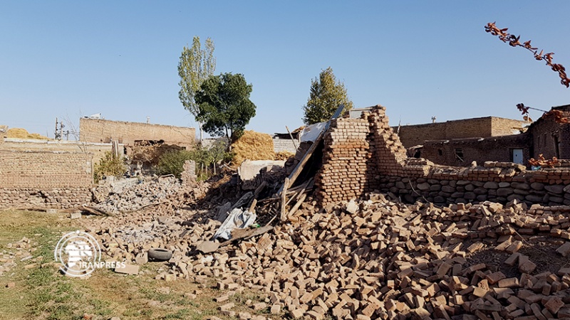 Iranpress: وقوع زلزله پنج و چهار دهم ریشتری در خوی 