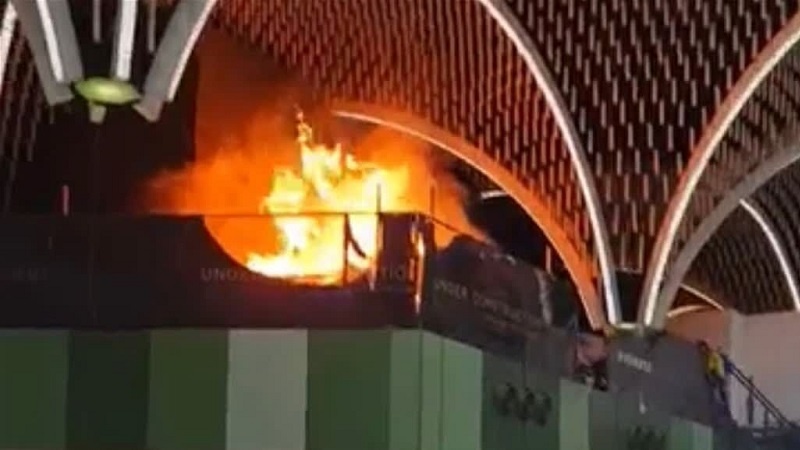 Iranpress: آتش‌سوزی در فرودگاه بین‌المللی بغداد