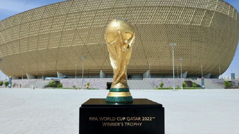 Iranpress: سکوت به احترام نماز در جام جهانی 2022 قطر