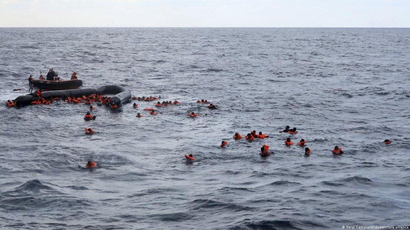 Iranpress: جان باختن بیش از 400 مهاجر در دریای مدیترانه در سه ماهه نخست سال 2023
