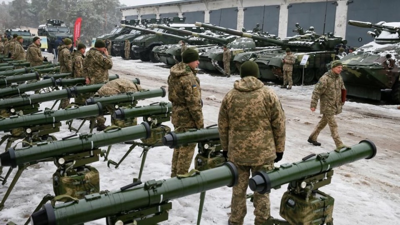 Iranpress: آمریکا در پی تعمیق جنگ اوکراین با ارسال تسلیحات دوربرد