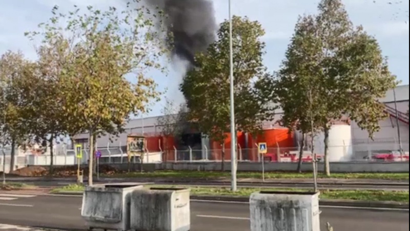 Iranpress: وقوع انفجار و آتش سوزی در بندر سامسون ترکیه