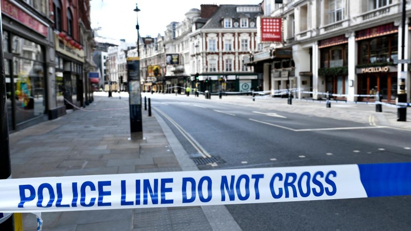 Iranpress: حمله خودرویی به عابران پیاده در لندن