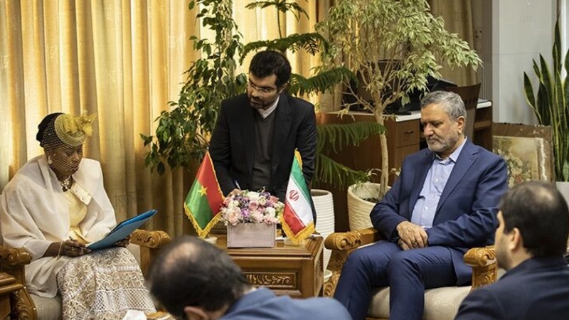 Iranpress:  گسترش همکاری‌ ایران و بورکینافاسو در حوزه‌های مختلف