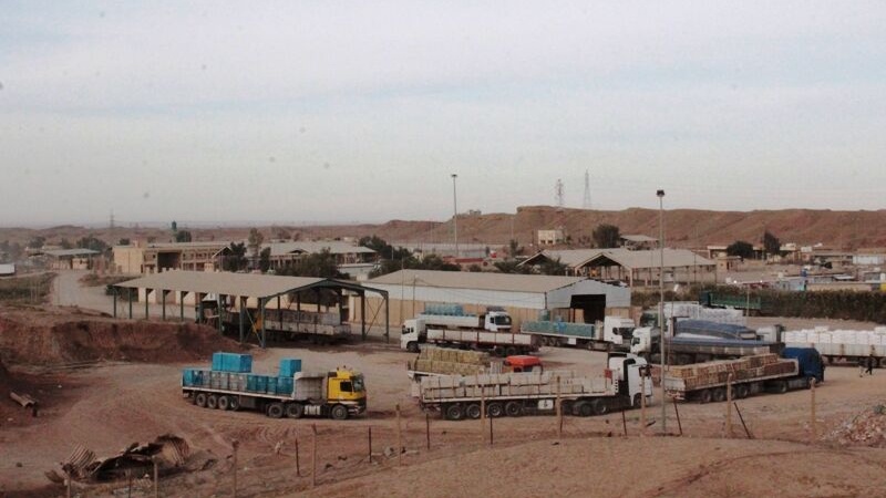 Iranpress: افزایش ۲۸ درصدی صادرات از مرز خسروی به عراق