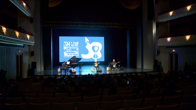 Iranpress: شب هنرمندان پرتغالی‌ها در جشنواره موسیقی فجر 