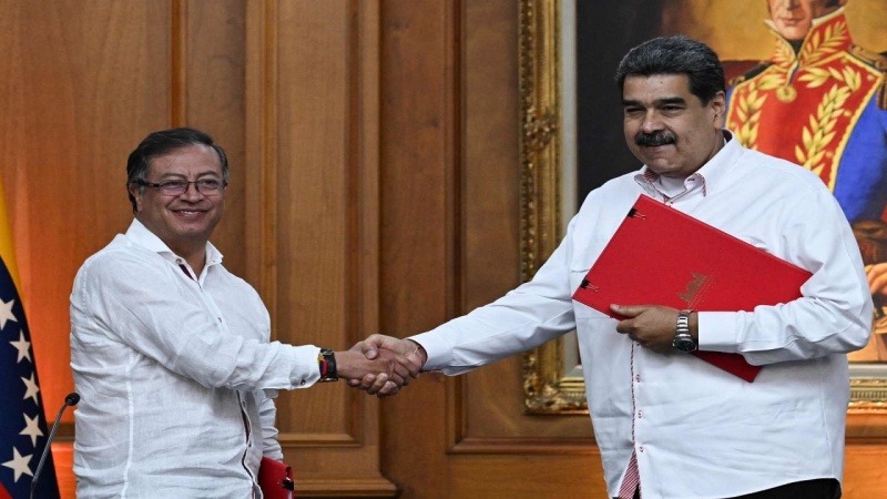 Iranpress: گام بلند ونزوئلا برای مقابله و شکستن تحریم‌های آمریکا