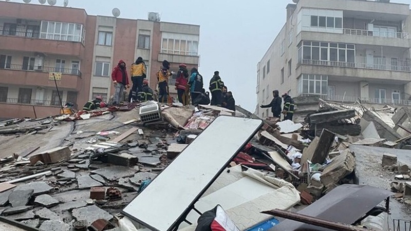 Iranpress: زلزله ویرانگر در ترکیه و سوریه؛ آواره شدن ۸۵۰ هزار کودک