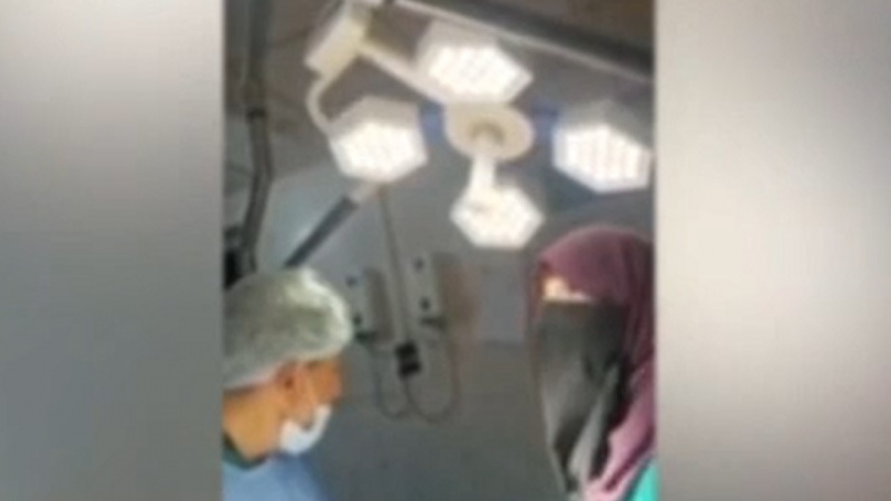 Iranpress: ببینید: لحظه زلزله هنگام عمل جراحی یک بیمار در کشمیر پاکستان