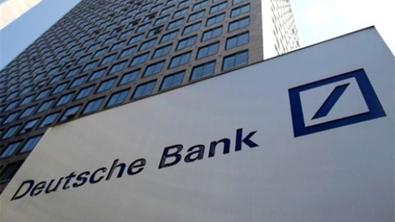 Iranpress: بحران اقتصادی در اروپا، زنگ خطر ورشکستگی بانکی در قاره سبز
