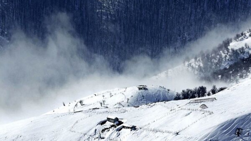 Iranpress: احتمال ذوب برف و سقوط بهمن در ارتفاعات کوهستانی کشور