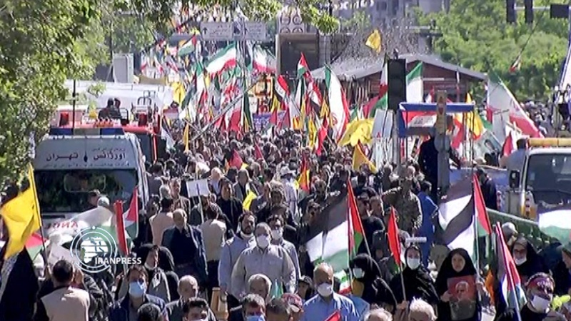 Iranpress: حضور مسئولین کشوری و لشگری در مراسم راهپیمایی روز قدس