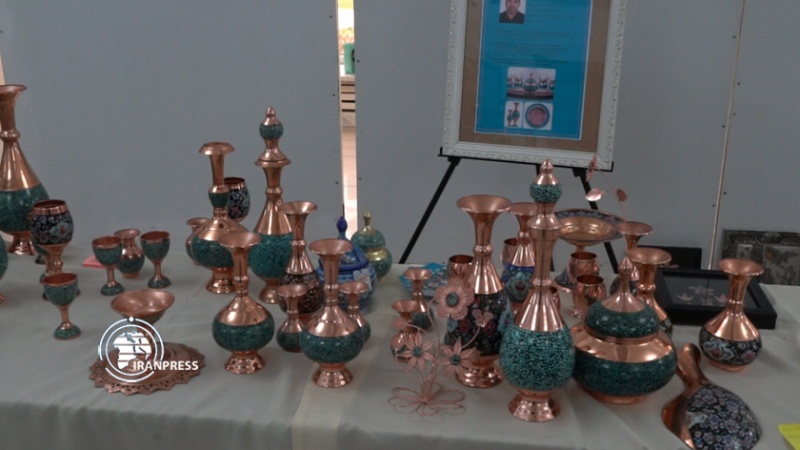 Iranpress: برگزاری نمایشگاه صنایع دستی ایران در قزاقستان