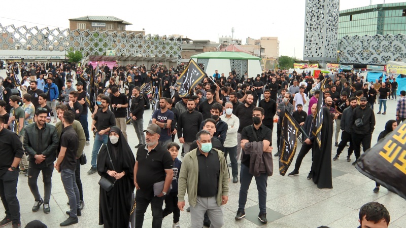 Iranpress: میدان امام حسین (ع)، میزبان اجتماع مدافعان حرم 