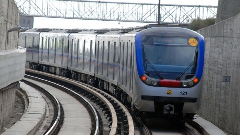 ایران پرس: افتتاح ۳ ایستگاه مترو در غرب تهران 