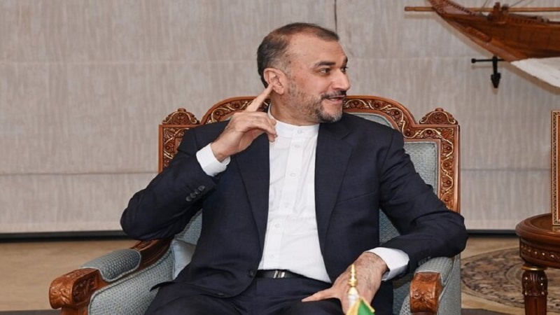 Iranpress: امیرعبداللهیان: نقش عمان در زمینه رفع تحریم‌ها علیه ایران سازنده بوده است