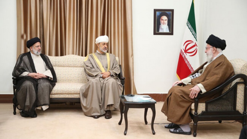 Iranpress: گسترش روابط ایران و عمان به نفع هر دو کشور است/ از روابط با مصر استقبال می‌کنیم