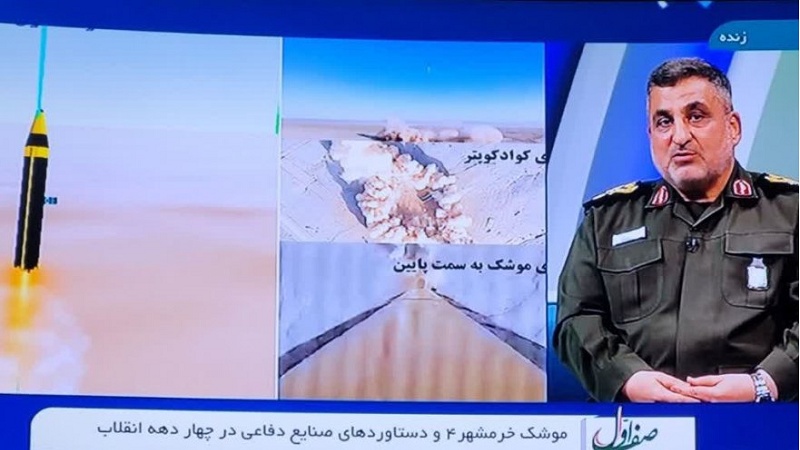 Iranpress: سردار فرحی: مقابله پدافند دشمن با موشک «خرمشهر 4» غیرممکن است